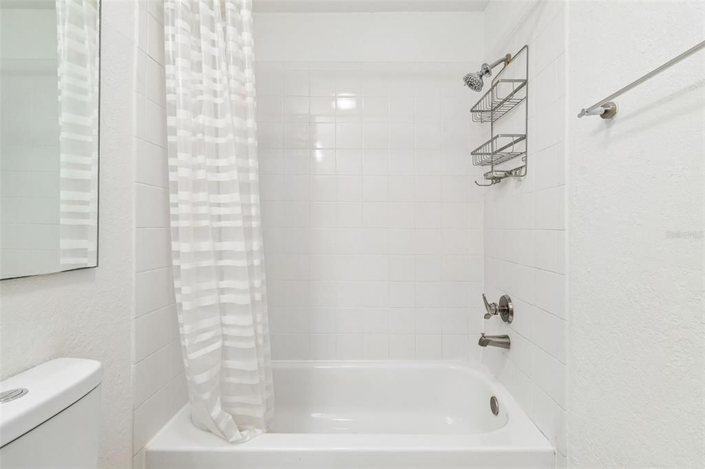 В аренду: $1,890 (3 спален, 2 ванн, 1155 Квадратных фут)