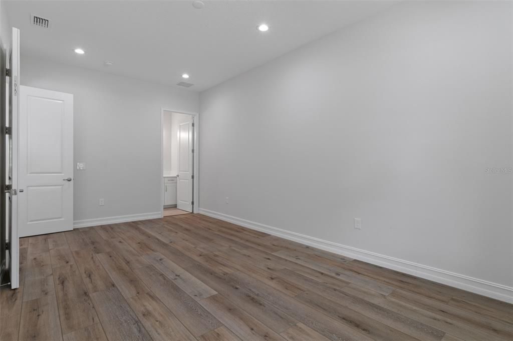 На продажу: $699,900 (4 спален, 3 ванн, 2866 Квадратных фут)