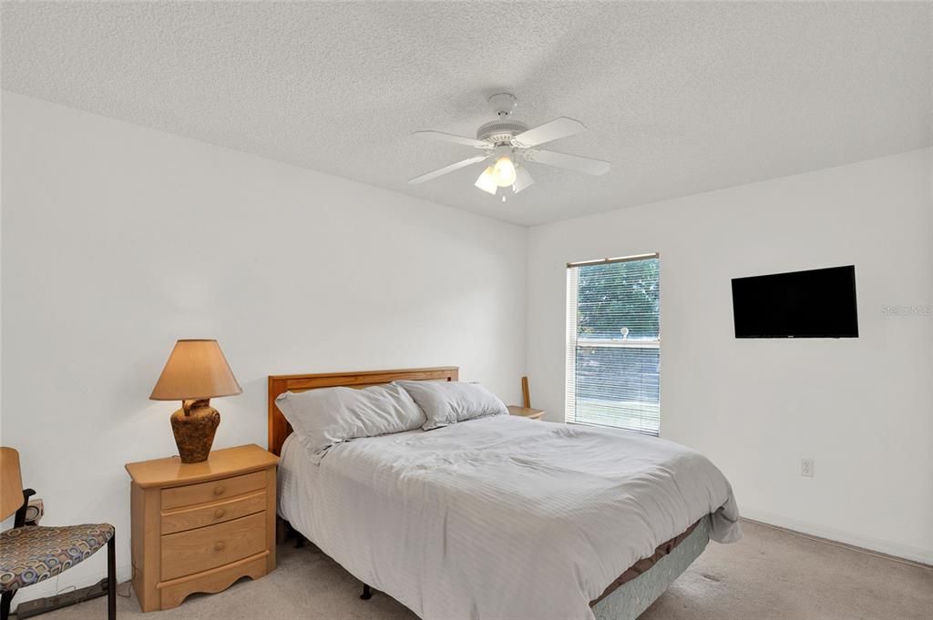 Active With Contract: $349,900 (4 beds, 2 baths, 1874 Square Feet)