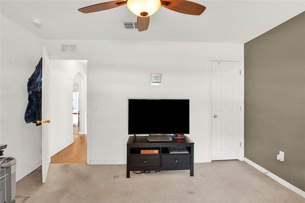 Active With Contract: $349,900 (4 beds, 2 baths, 1874 Square Feet)