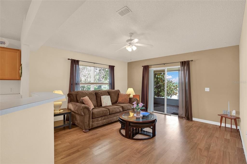Active With Contract: $349,900 (4 beds, 2 baths, 1874 Square Feet)