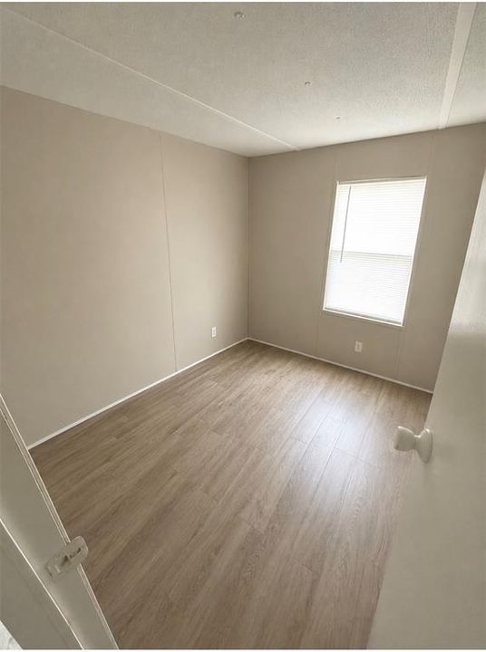 На продажу: $115,000 (3 спален, 2 ванн, 924 Квадратных фут)