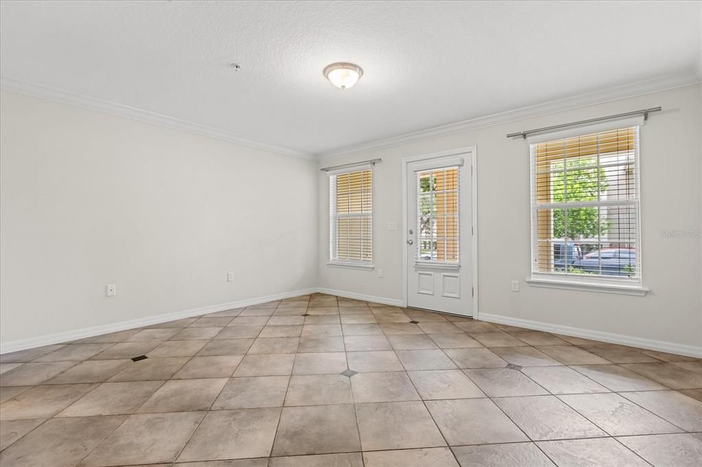 For Rent: $4,275 (3 beds, 3 baths, 2283 Square Feet)