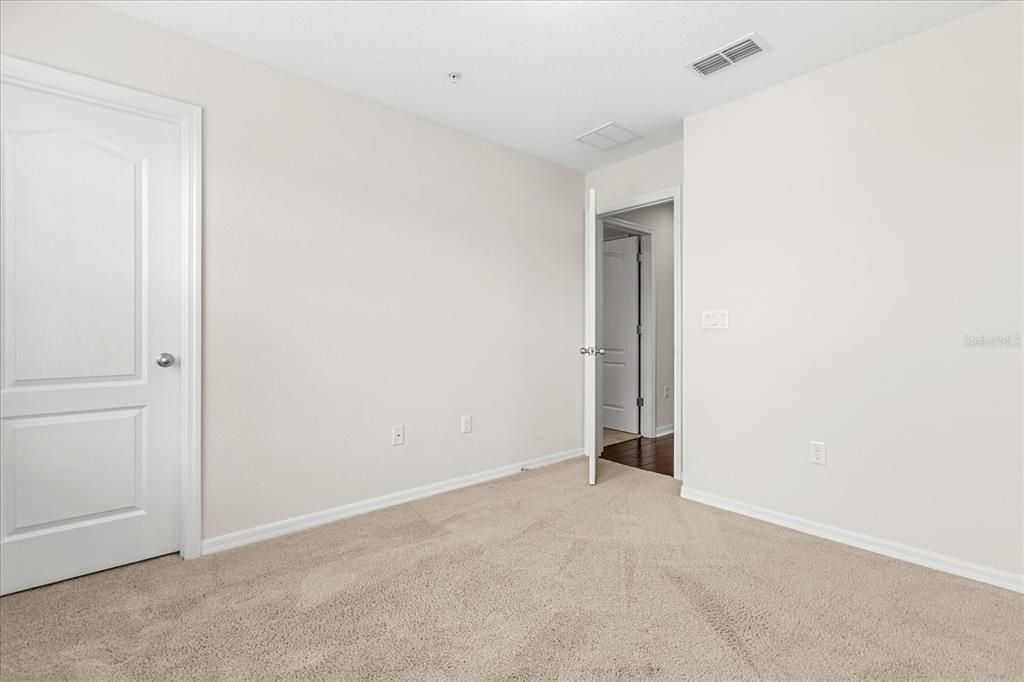 For Rent: $4,275 (3 beds, 3 baths, 2283 Square Feet)