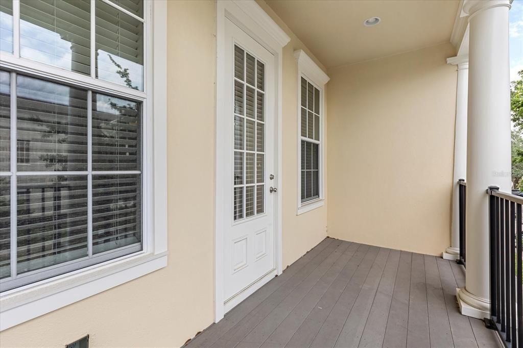 For Rent: $4,275 (3 beds, 3 baths, 2283 Square Feet)