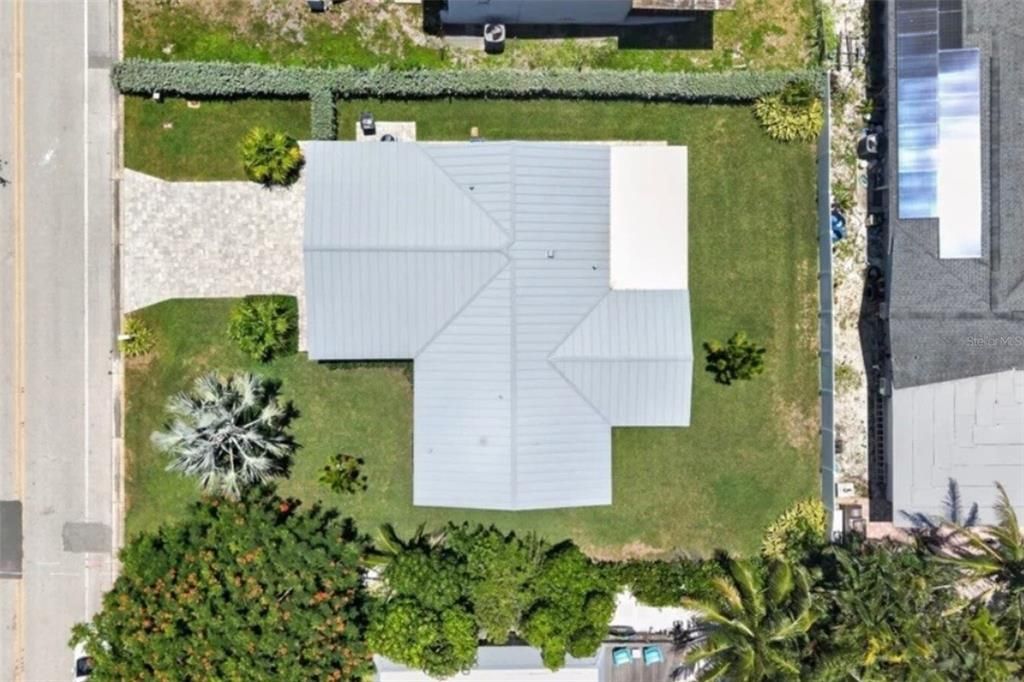 En Venta: $750,000 (2 camas, 2 baños, 1327 Pies cuadrados)