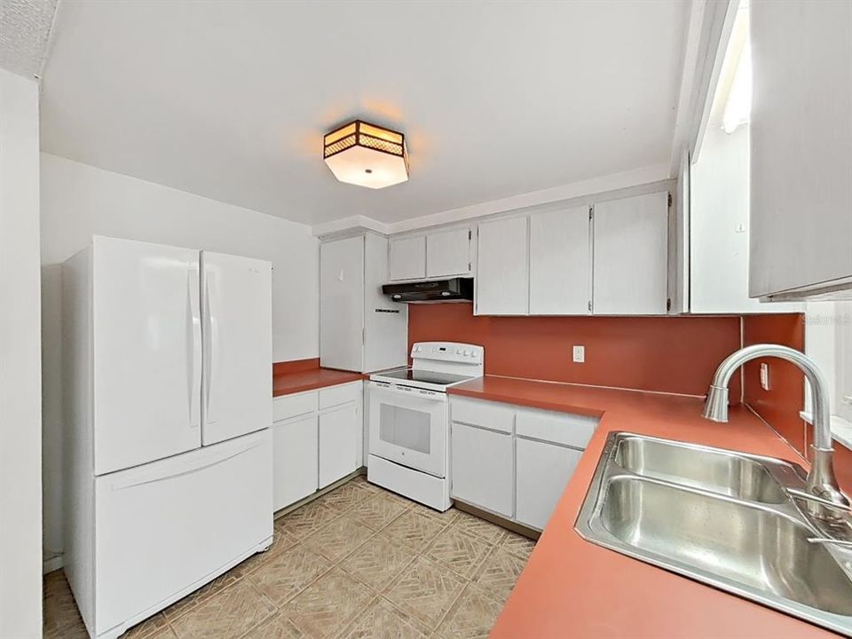 En Venta: $349,000 (3 camas, 2 baños, 1047 Pies cuadrados)