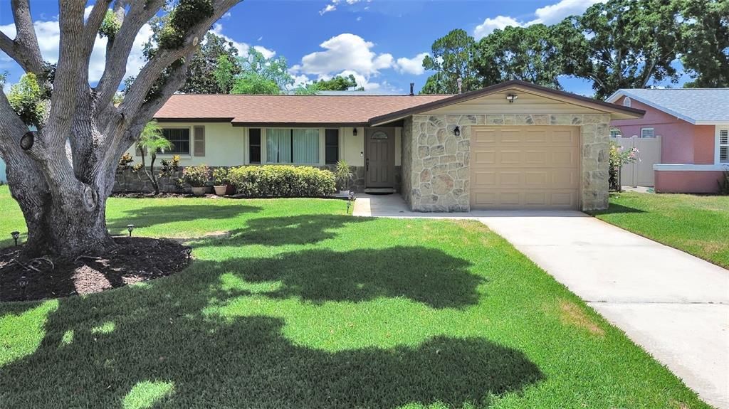 En Venta: $349,000 (3 camas, 2 baños, 1047 Pies cuadrados)