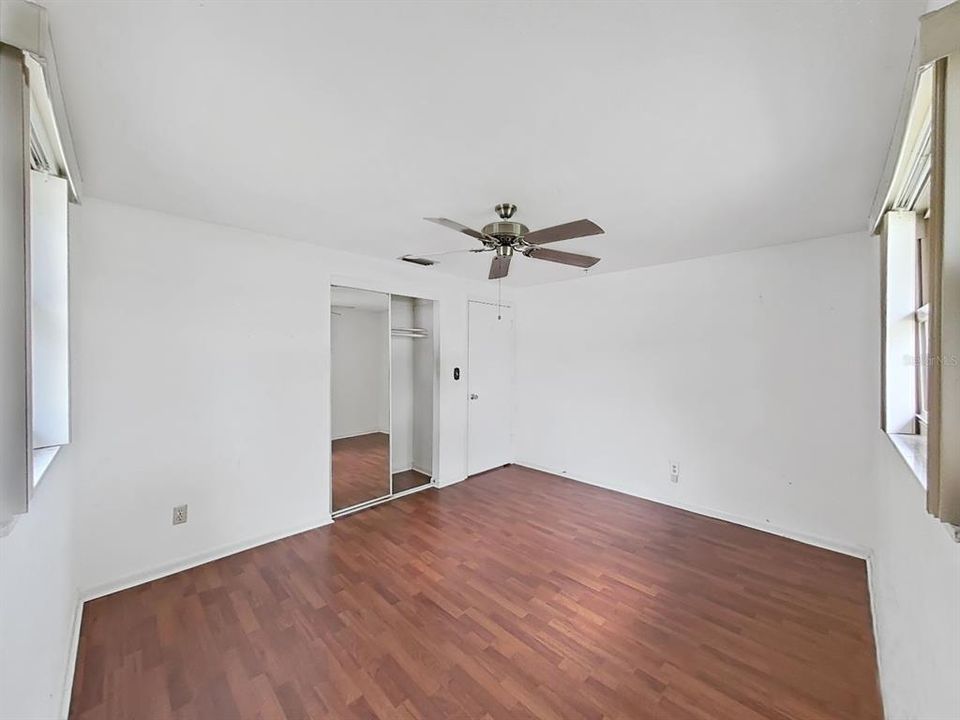 En Venta: $349,000 (3 camas, 2 baños, 1047 Pies cuadrados)