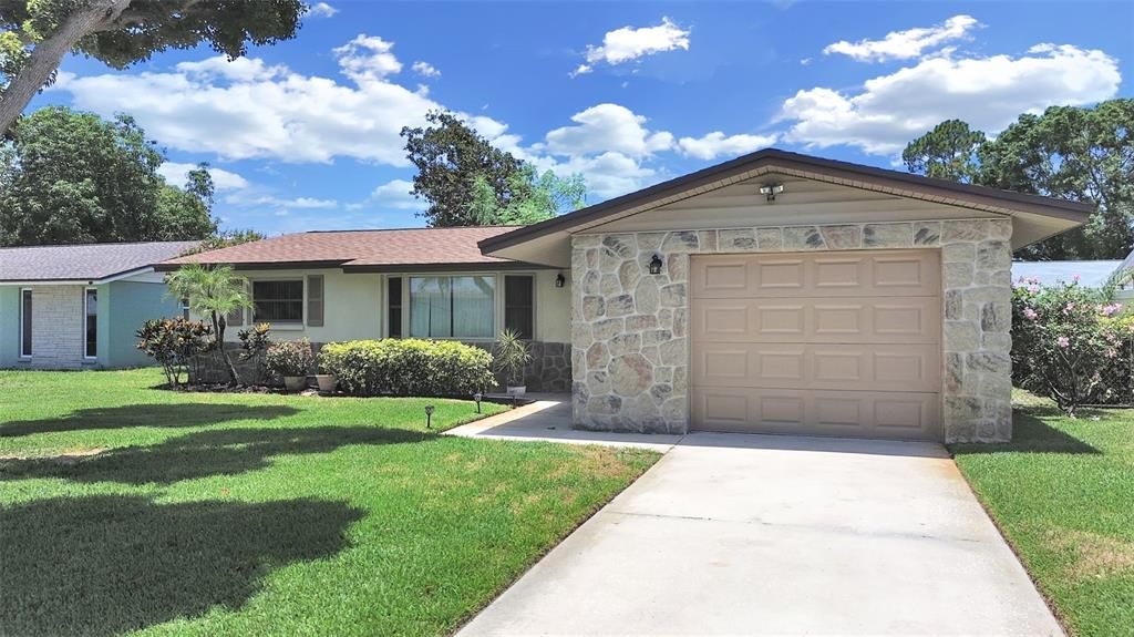 En Venta: $349,000 (3 camas, 2 baños, 1047 Pies cuadrados)