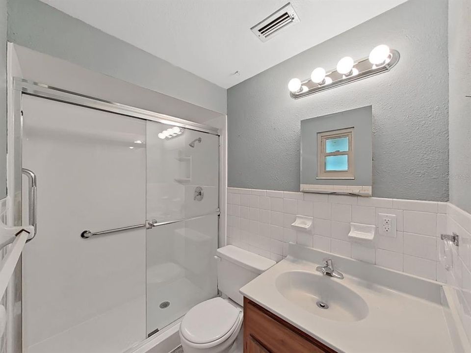 En Venta: $349,000 (3 camas, 2 baños, 1047 Pies cuadrados)