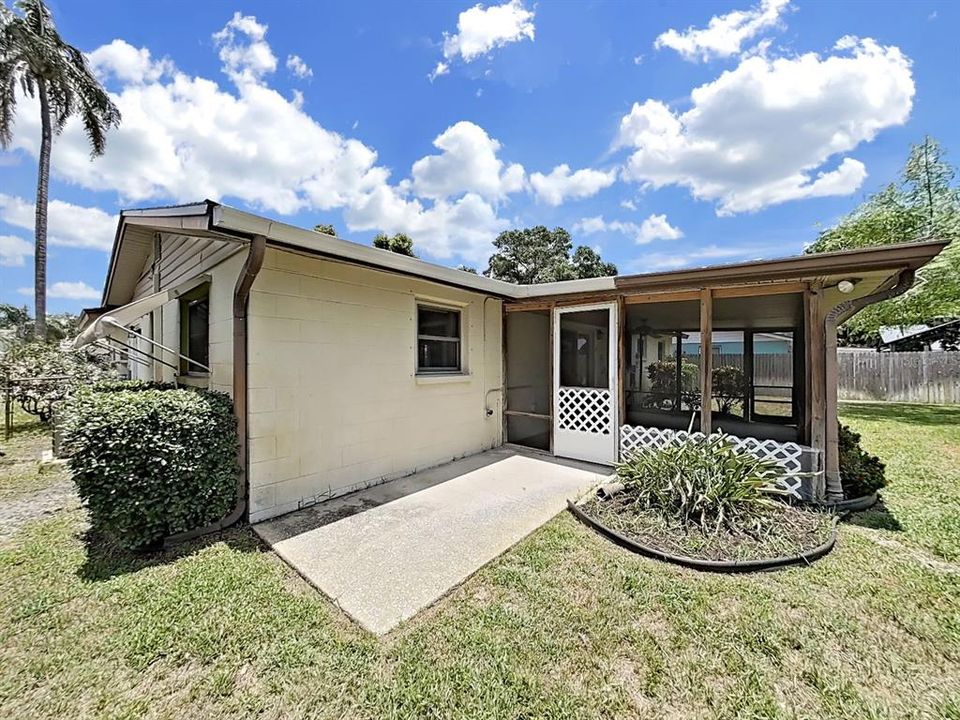 En Venta: $349,000 (3 camas, 2 baños, 1047 Pies cuadrados)