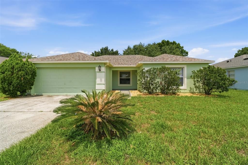 For Sale: $335,000 (3 beds, 2 baths, 1370 Square Feet)