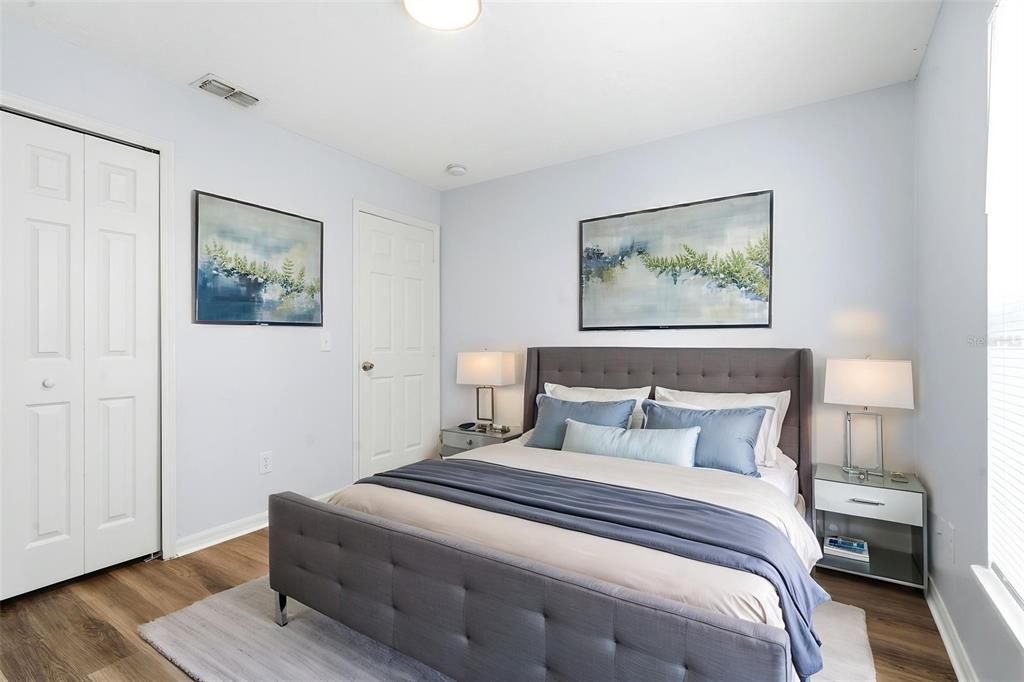 For Sale: $335,000 (3 beds, 2 baths, 1370 Square Feet)