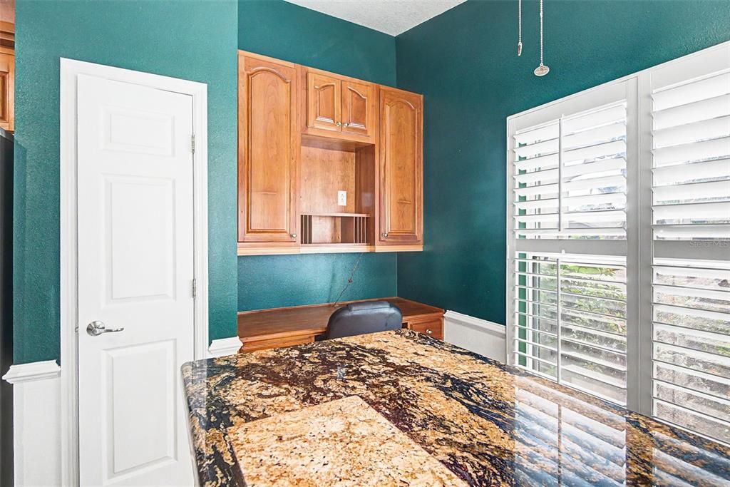 На продажу: $259,000 (2 спален, 2 ванн, 1548 Квадратных фут)
