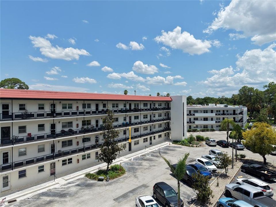 For Sale: $125,000 (2 beds, 2 baths, 1378 Square Feet)