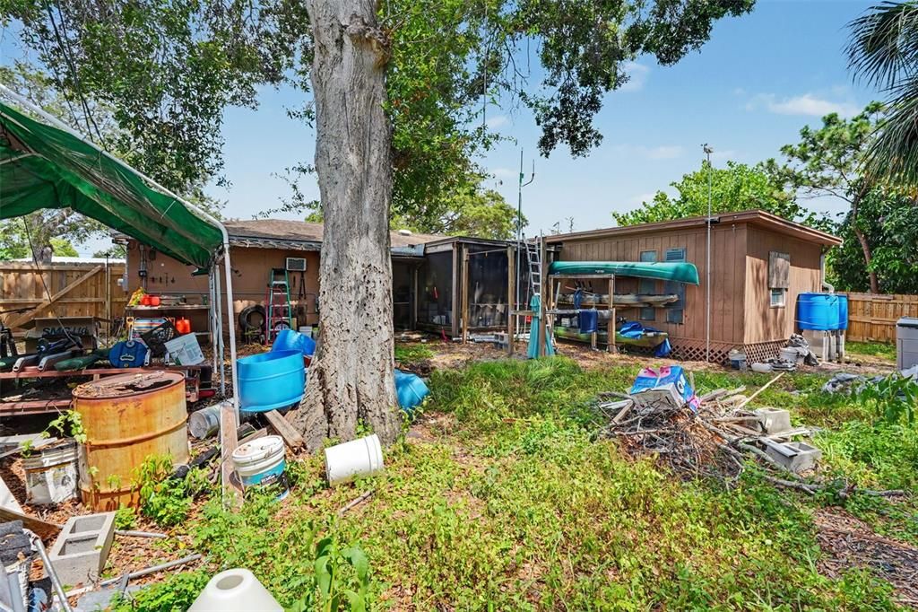 На продажу: $385,000 (4 спален, 3 ванн, 1560 Квадратных фут)