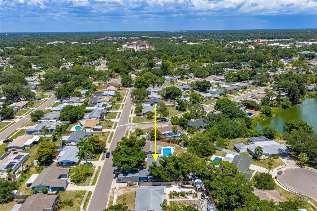 На продажу: $349,900 (3 спален, 2 ванн, 1185 Квадратных фут)