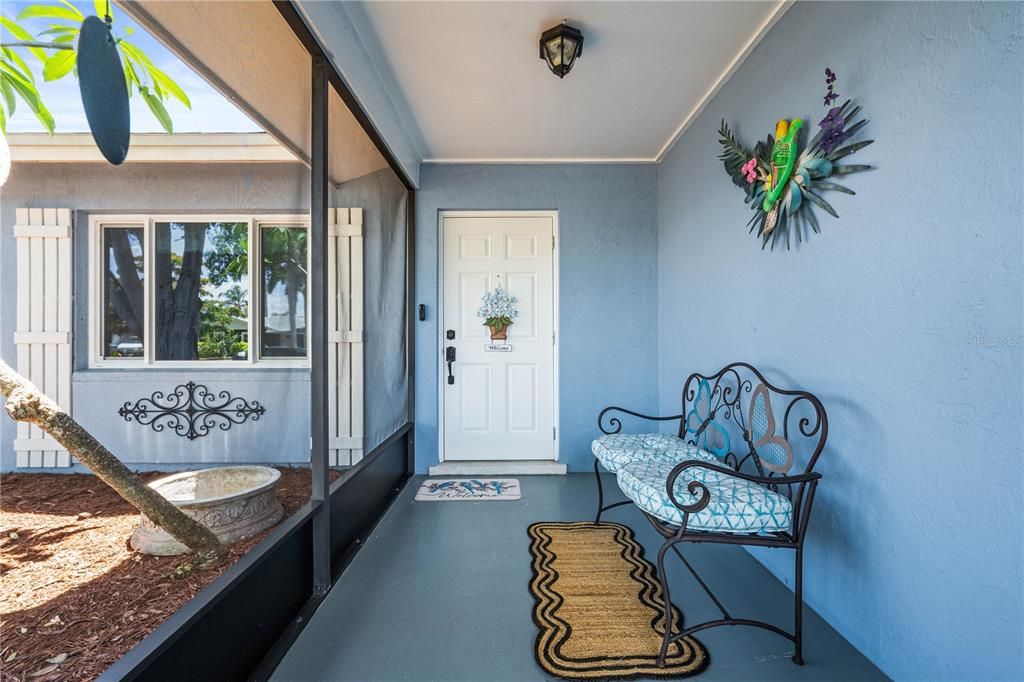 На продажу: $349,900 (3 спален, 2 ванн, 1185 Квадратных фут)