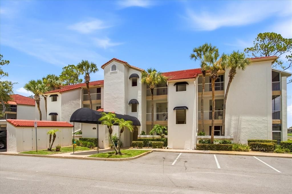 For Sale: $382,000 (2 beds, 2 baths, 1163 Square Feet)