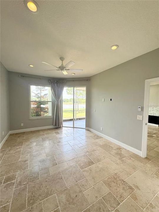 For Sale: $382,000 (2 beds, 2 baths, 1163 Square Feet)