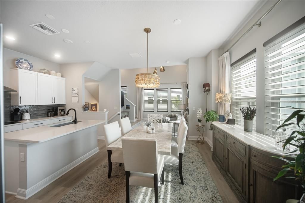 En Venta: $759,000 (3 camas, 3 baños, 1865 Pies cuadrados)