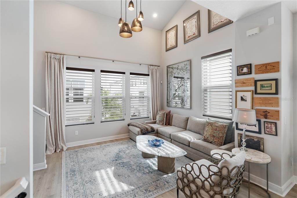 En Venta: $759,000 (3 camas, 3 baños, 1865 Pies cuadrados)