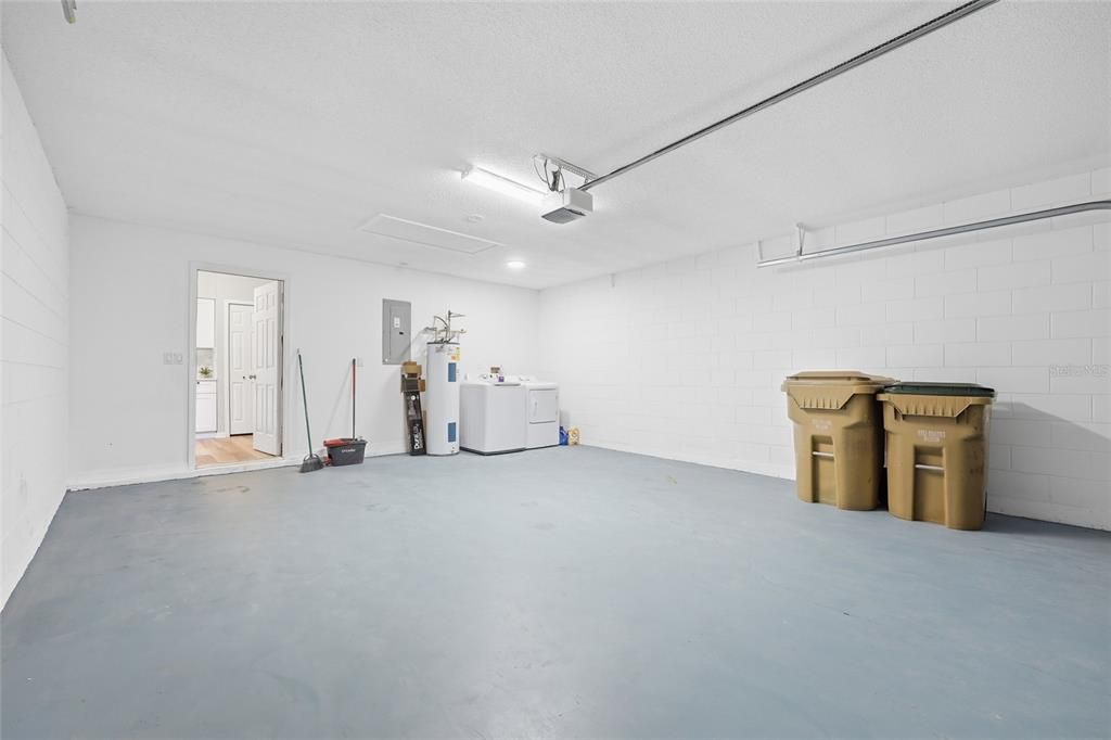 На продажу: $329,500 (3 спален, 2 ванн, 1080 Квадратных фут)