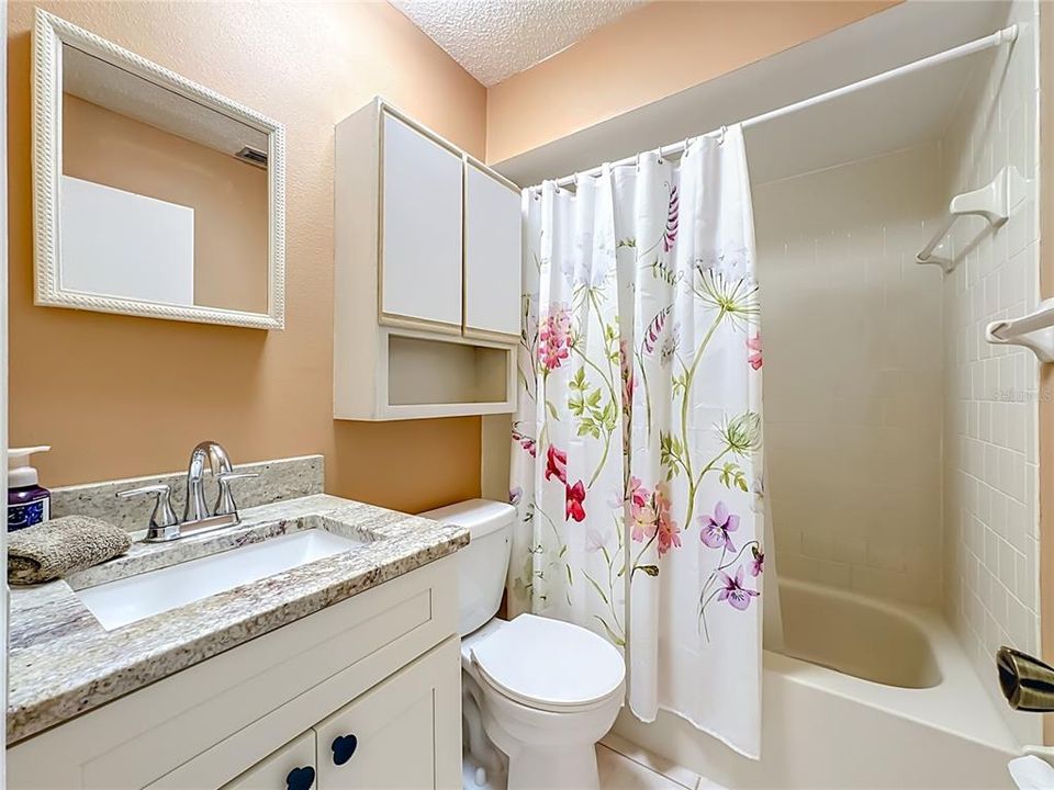 En Venta: $199,900 (2 camas, 2 baños, 1044 Pies cuadrados)
