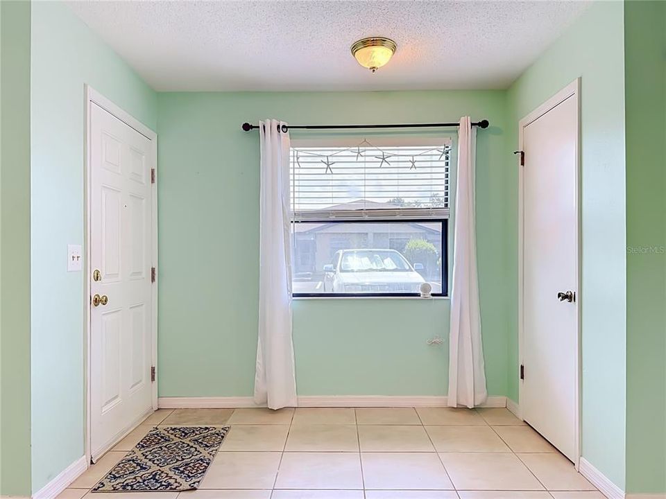 En Venta: $199,900 (2 camas, 2 baños, 1044 Pies cuadrados)