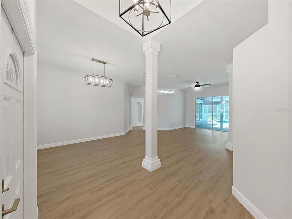 En Venta: $849,000 (4 camas, 3 baños, 2578 Pies cuadrados)