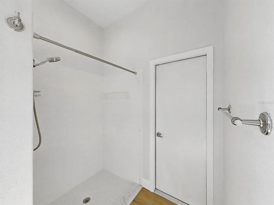 En Venta: $849,000 (4 camas, 3 baños, 2578 Pies cuadrados)