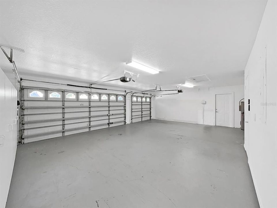 En Venta: $849,000 (4 camas, 3 baños, 2578 Pies cuadrados)