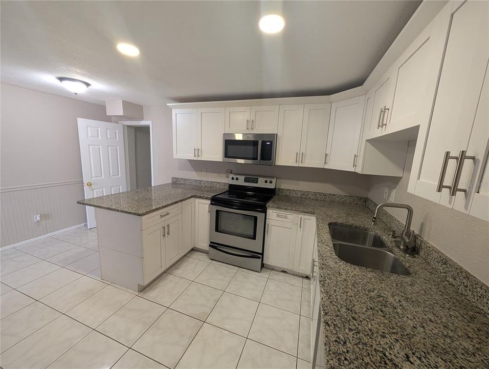 For Sale: $249,900 (4 beds, 2 baths, 1336 Square Feet)