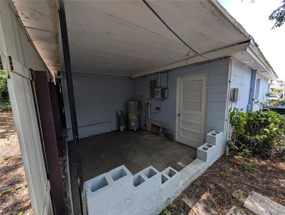 For Sale: $249,900 (4 beds, 2 baths, 1336 Square Feet)