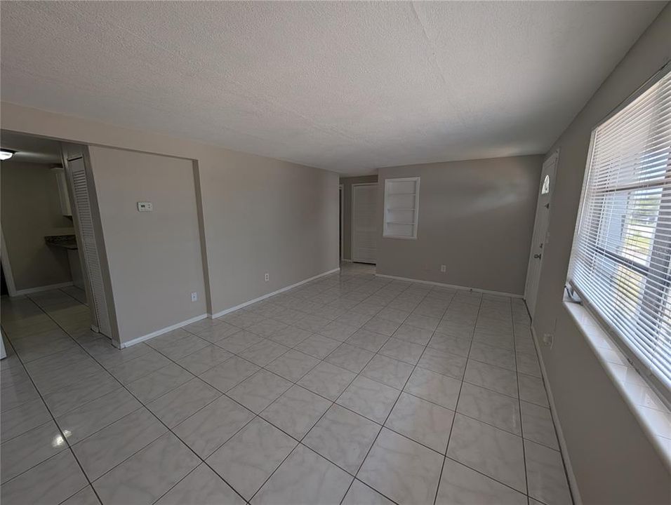 For Sale: $249,900 (4 beds, 2 baths, 1336 Square Feet)