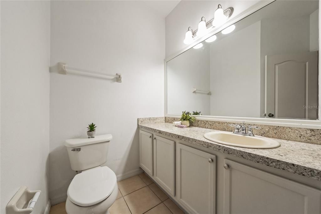 В аренду: $1,975 (2 спален, 2 ванн, 987 Квадратных фут)