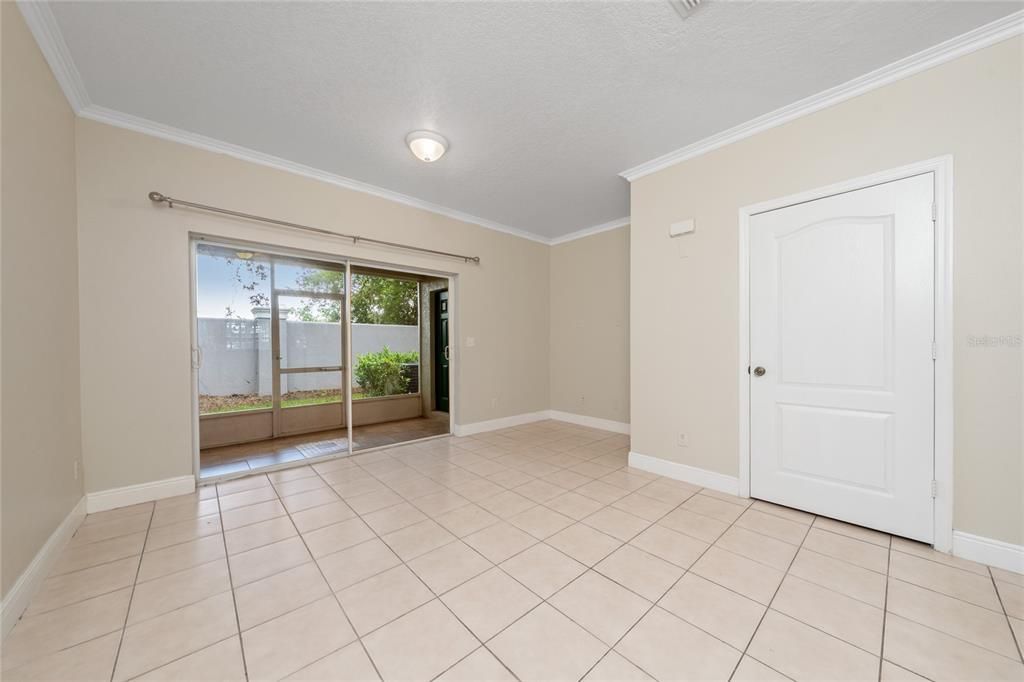 В аренду: $1,975 (2 спален, 2 ванн, 987 Квадратных фут)