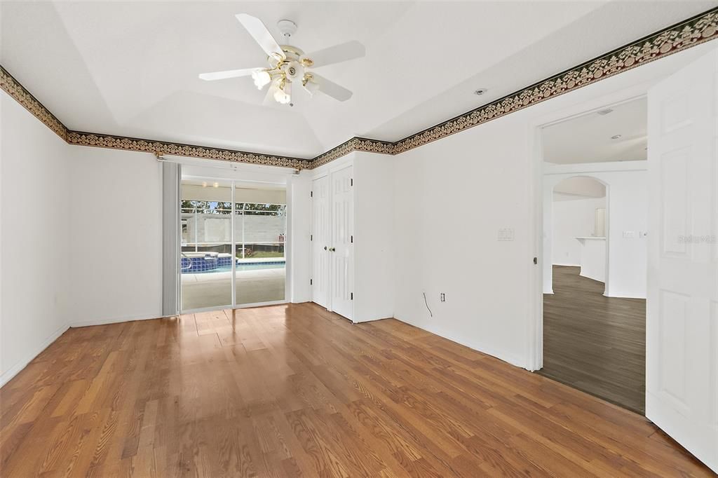 For Sale: $490,000 (4 beds, 3 baths, 2456 Square Feet)