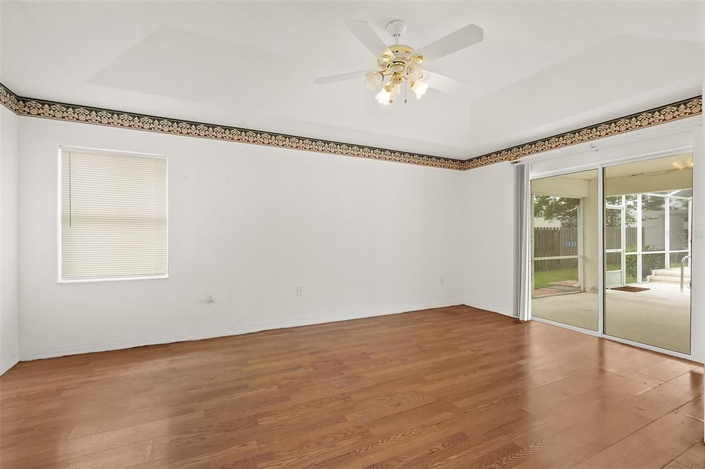 For Sale: $490,000 (4 beds, 3 baths, 2456 Square Feet)