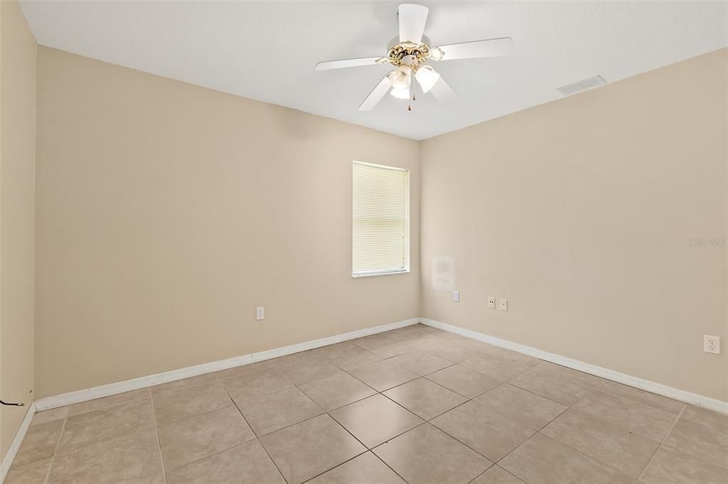 For Sale: $490,000 (4 beds, 3 baths, 2456 Square Feet)