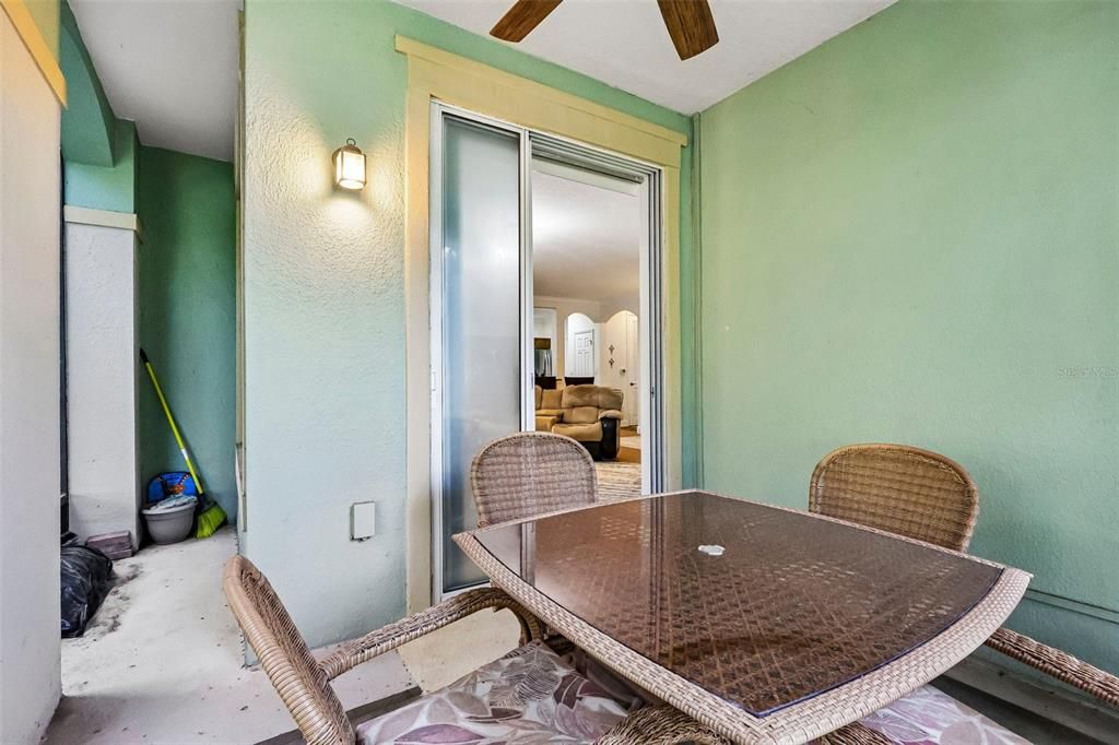 En Venta: $330,000 (3 camas, 2 baños, 1442 Pies cuadrados)