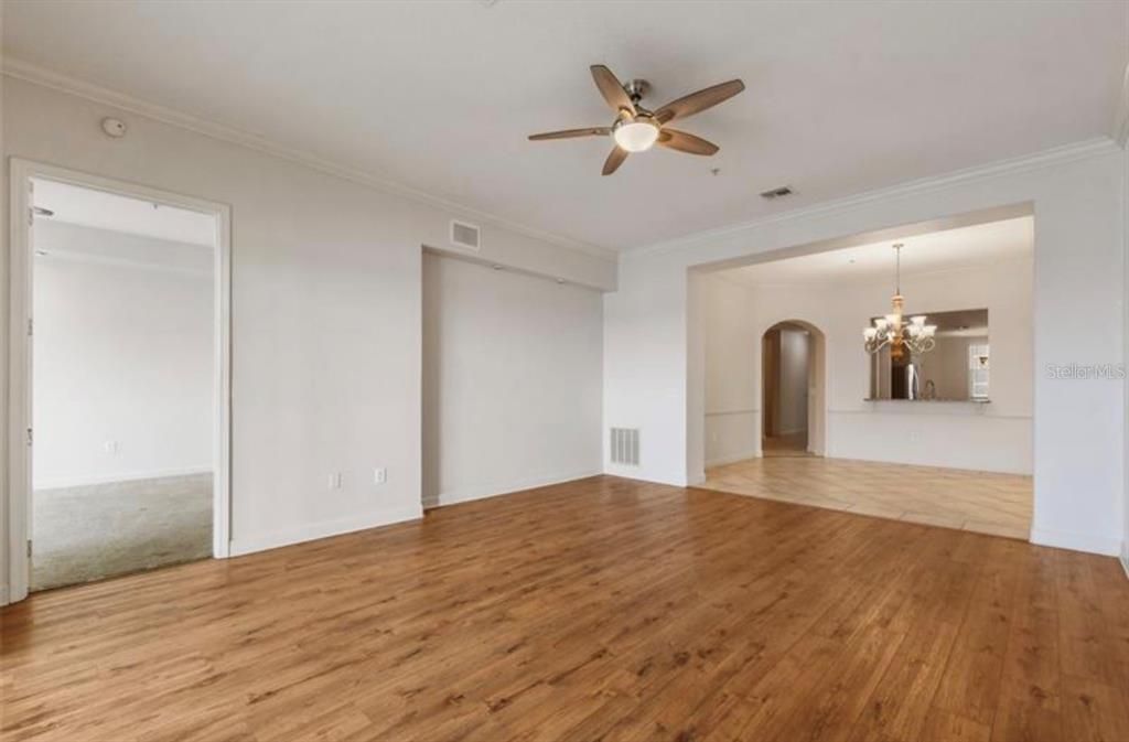For Rent: $3,200 (2 beds, 2 baths, 1824 Square Feet)