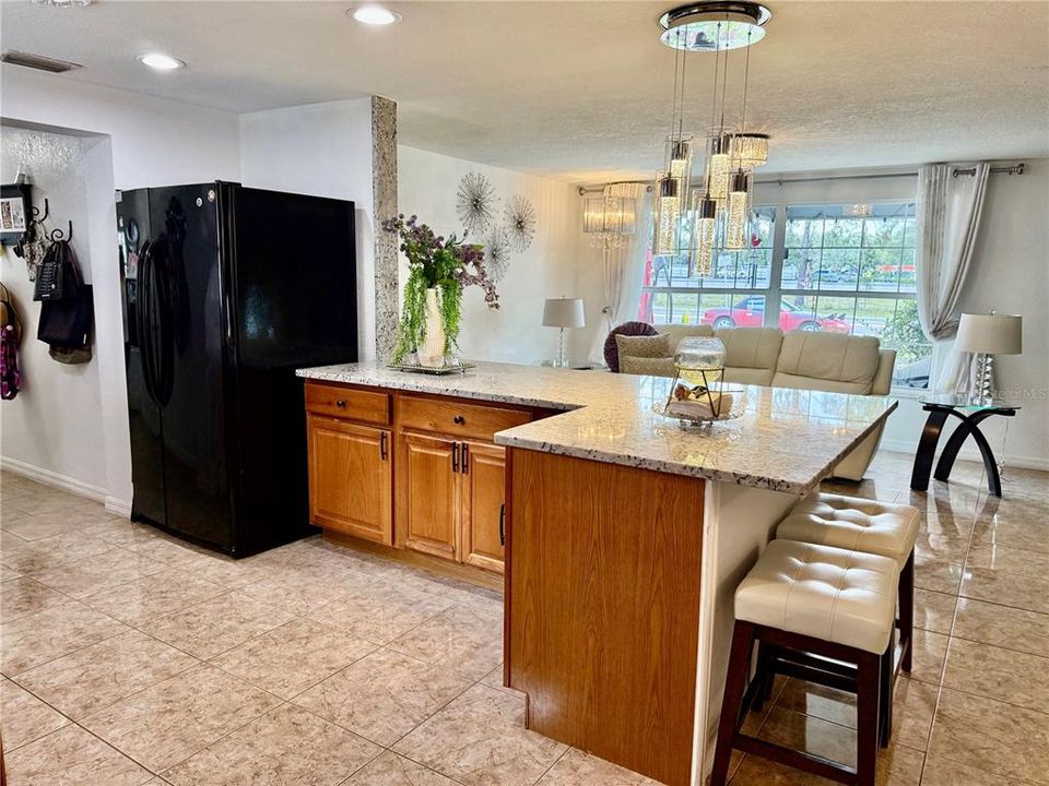 На продажу: $479,999 (3 спален, 1 ванн, 1740 Квадратных фут)