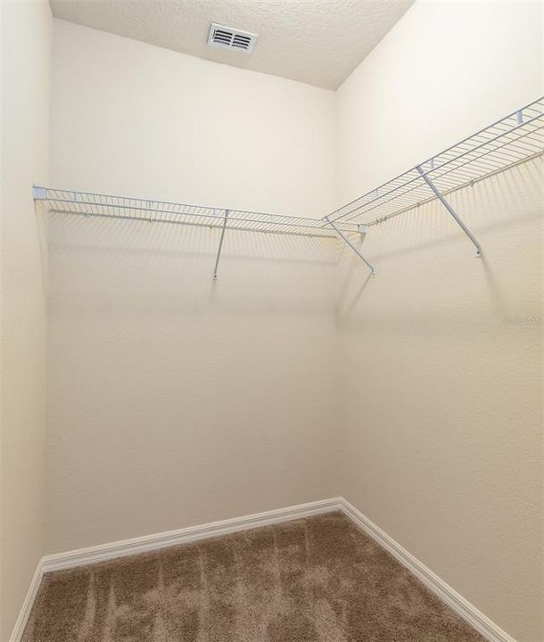 For Sale: $217,500 (1 beds, 1 baths, 942 Square Feet)