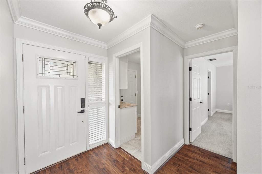 For Sale: $419,900 (2 beds, 2 baths, 1423 Square Feet)