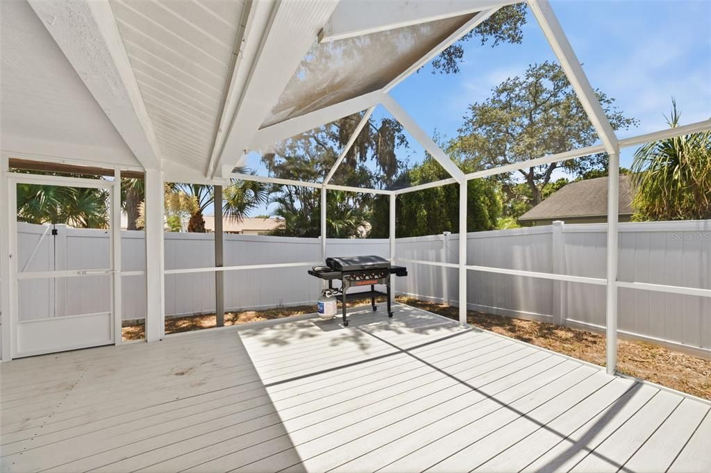 For Sale: $419,900 (2 beds, 2 baths, 1423 Square Feet)