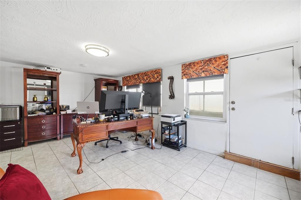 На продажу: $295,000 (3 спален, 2 ванн, 1522 Квадратных фут)
