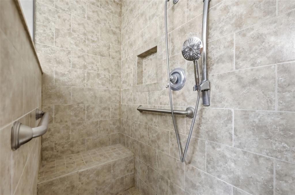 На продажу: $439,900 (3 спален, 1 ванн, 1508 Квадратных фут)