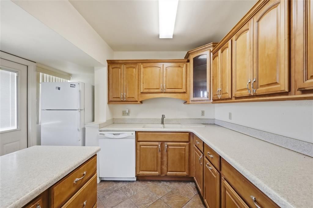 На продажу: $439,900 (3 спален, 1 ванн, 1508 Квадратных фут)